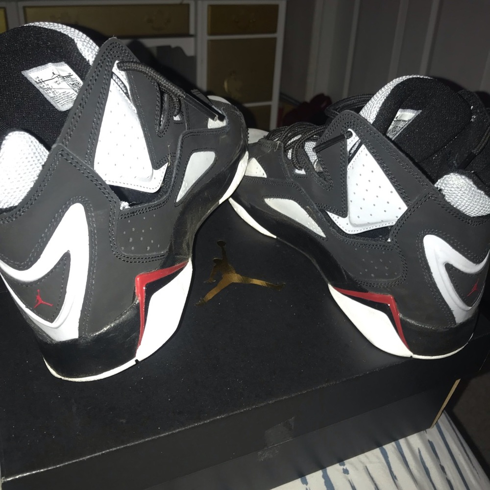 Jordan True Flight